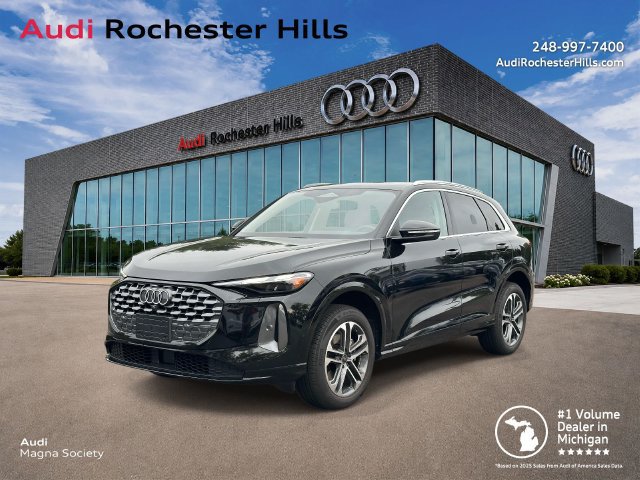 Certified 2025 Audi Q5 Premium AWD/4WD image 1