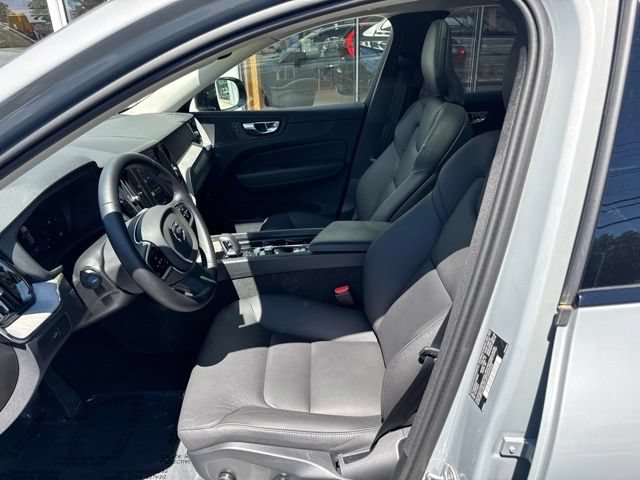 Certified 2025 Volvo XC60 B5 Plus AWD/4WD image 20