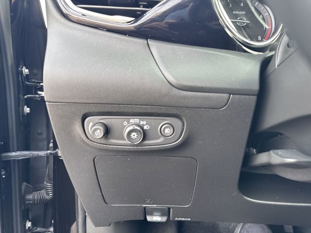 Used 2023 Buick Encore GX Preferred w/ Cold Weather Comfort Package image 17