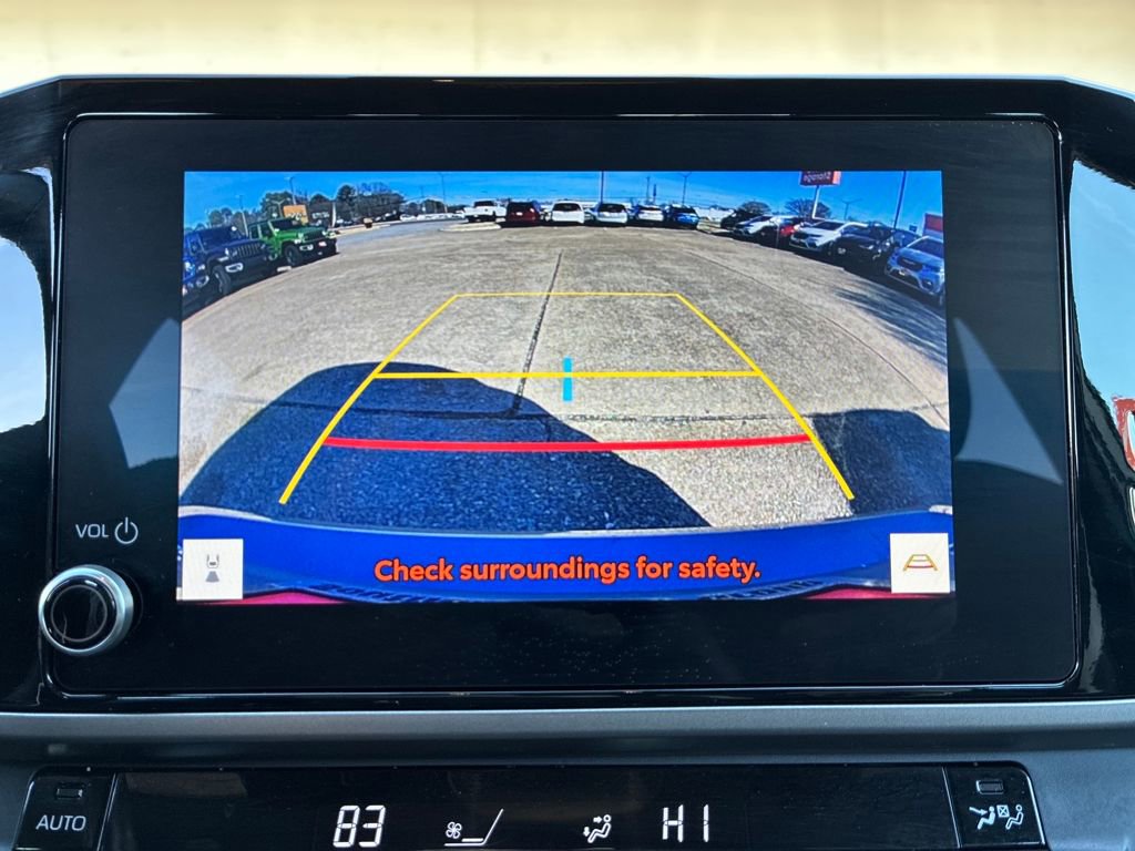 Used 2025 Toyota Camry SE image 20