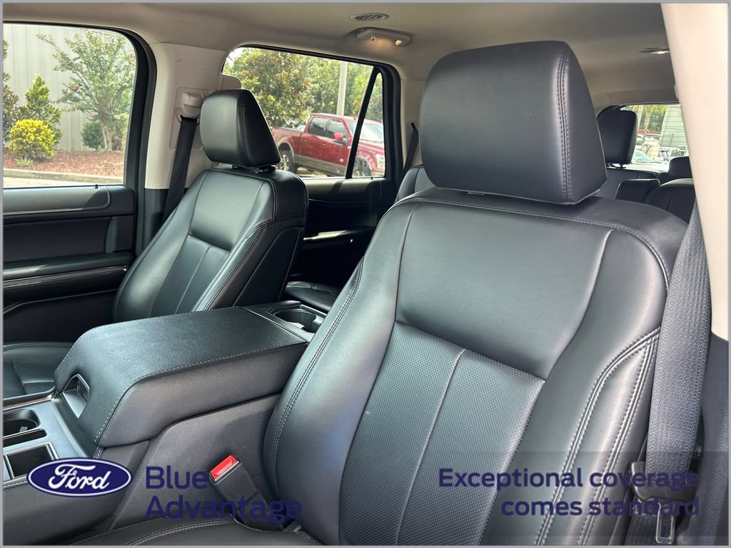 Used 2024 Ford Expedition XLT RWD image 12