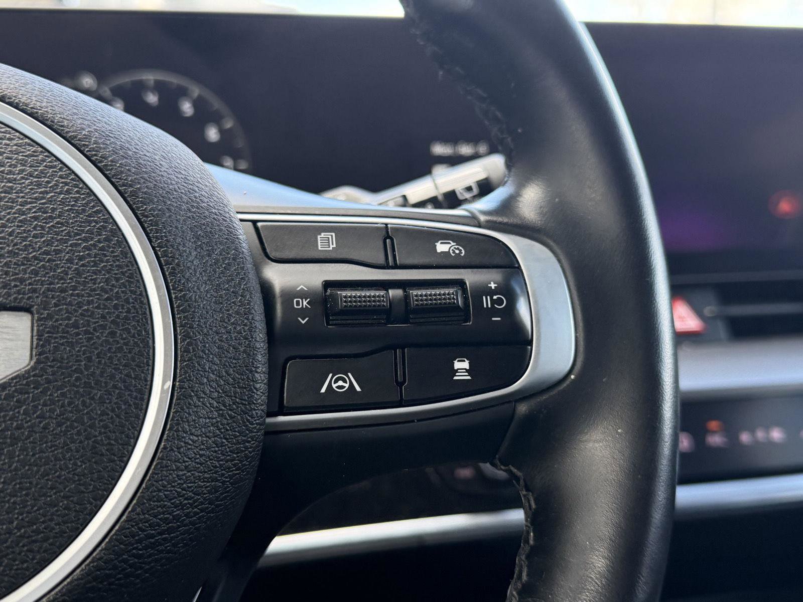Used 2023 Kia Sportage SX image 19