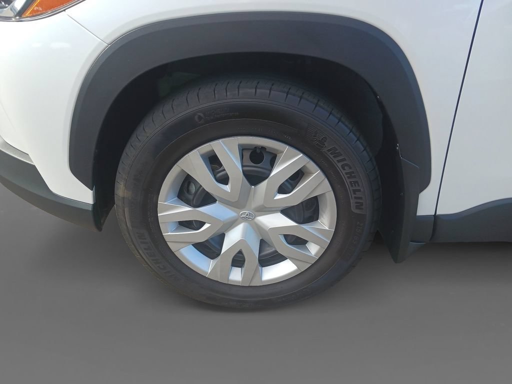Used 2022 Toyota Corolla Cross L FWD image 15