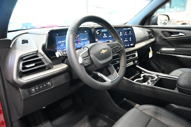 New 2027 Chevrolet Traverse LT w/ LPO, Floor Liner Package AWD/4WD image 22