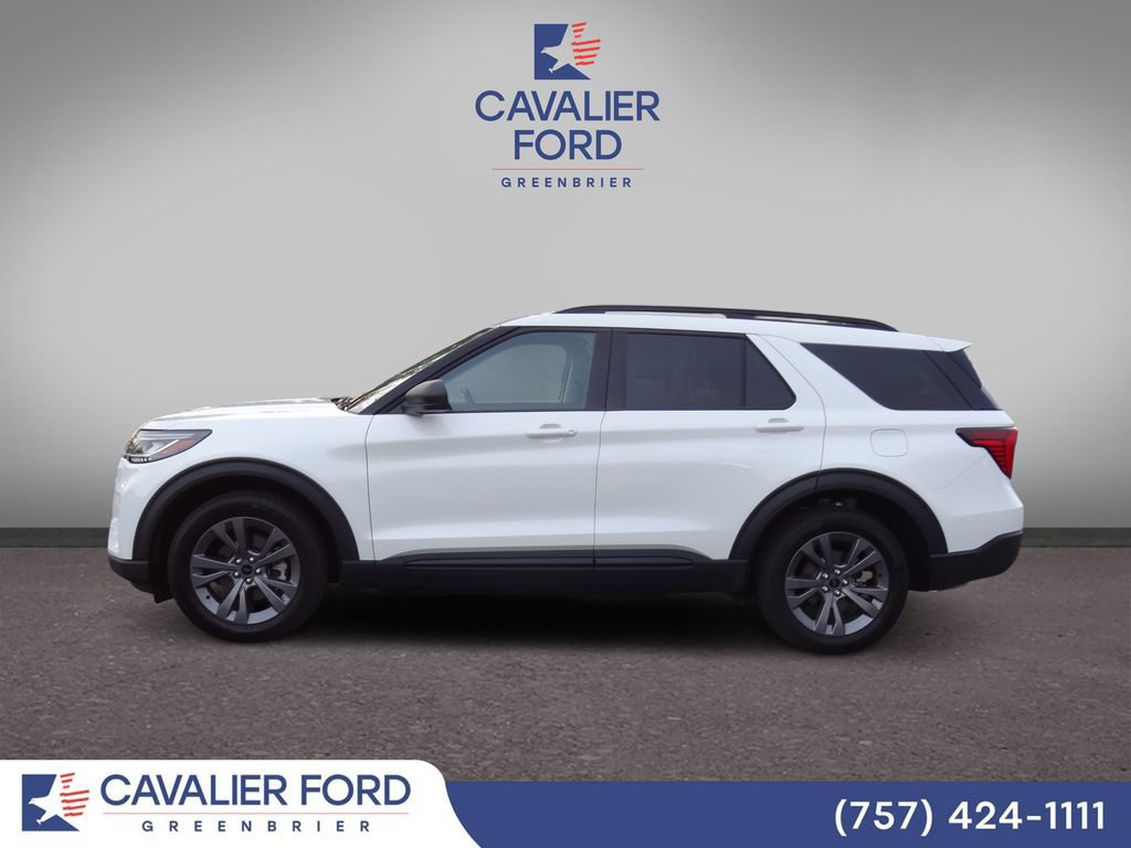 Used 2026 Ford Explorer Active w/ Active Comfort Package AWD/4WD image 4