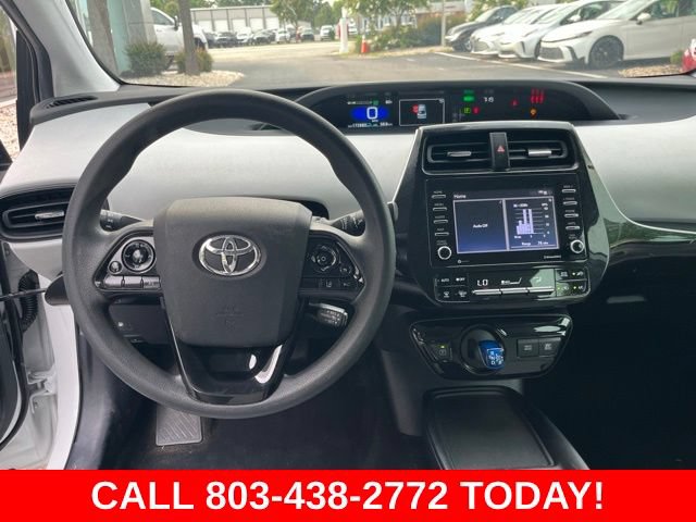 Used 2021 Toyota Prius L Eco FWD image 15