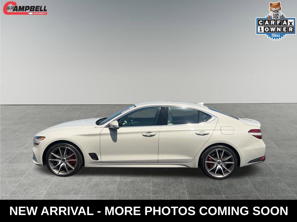 Used 2025 Genesis G70 2.5T RWD image 2