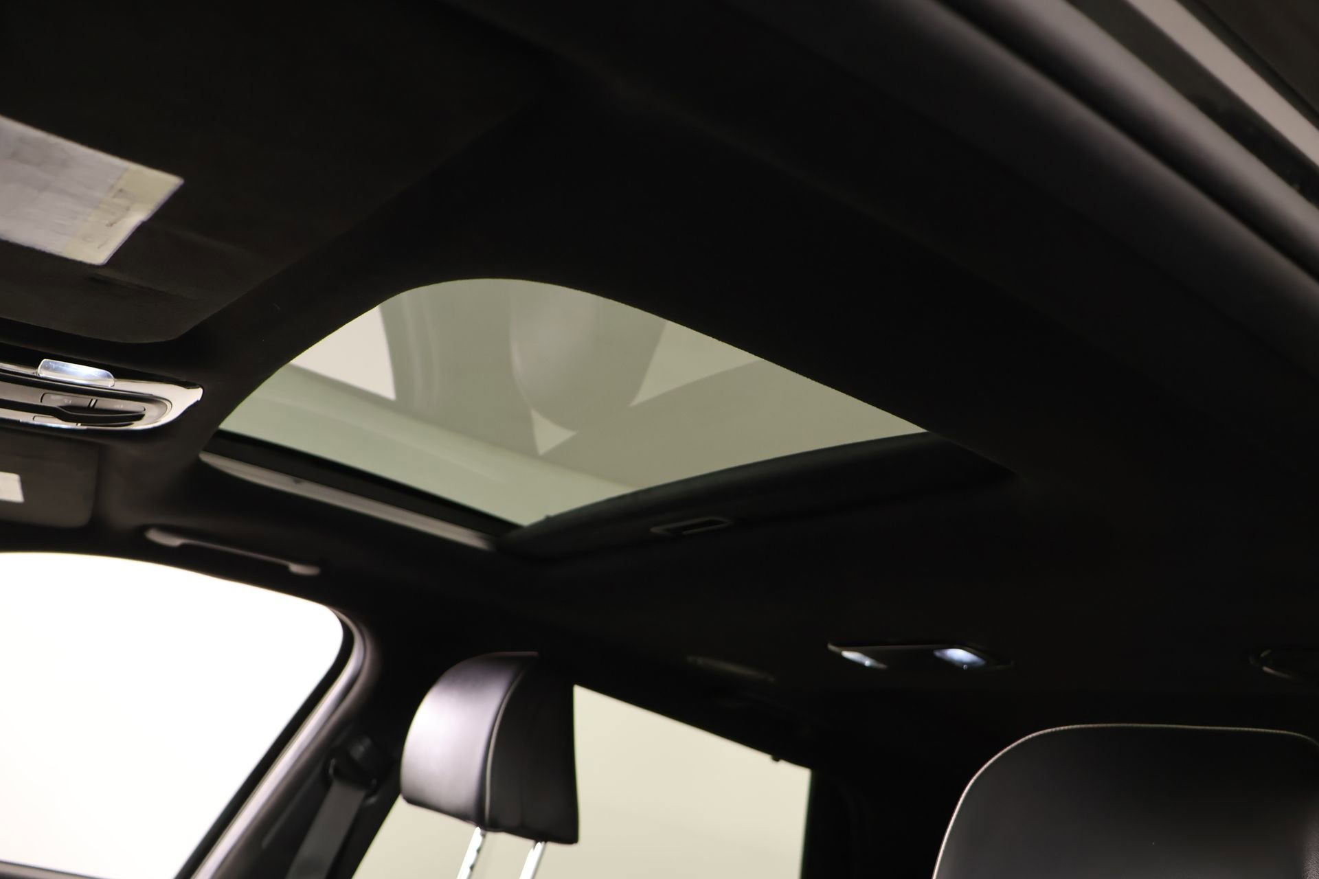 Used 2020 Hyundai Palisade Limited image 17