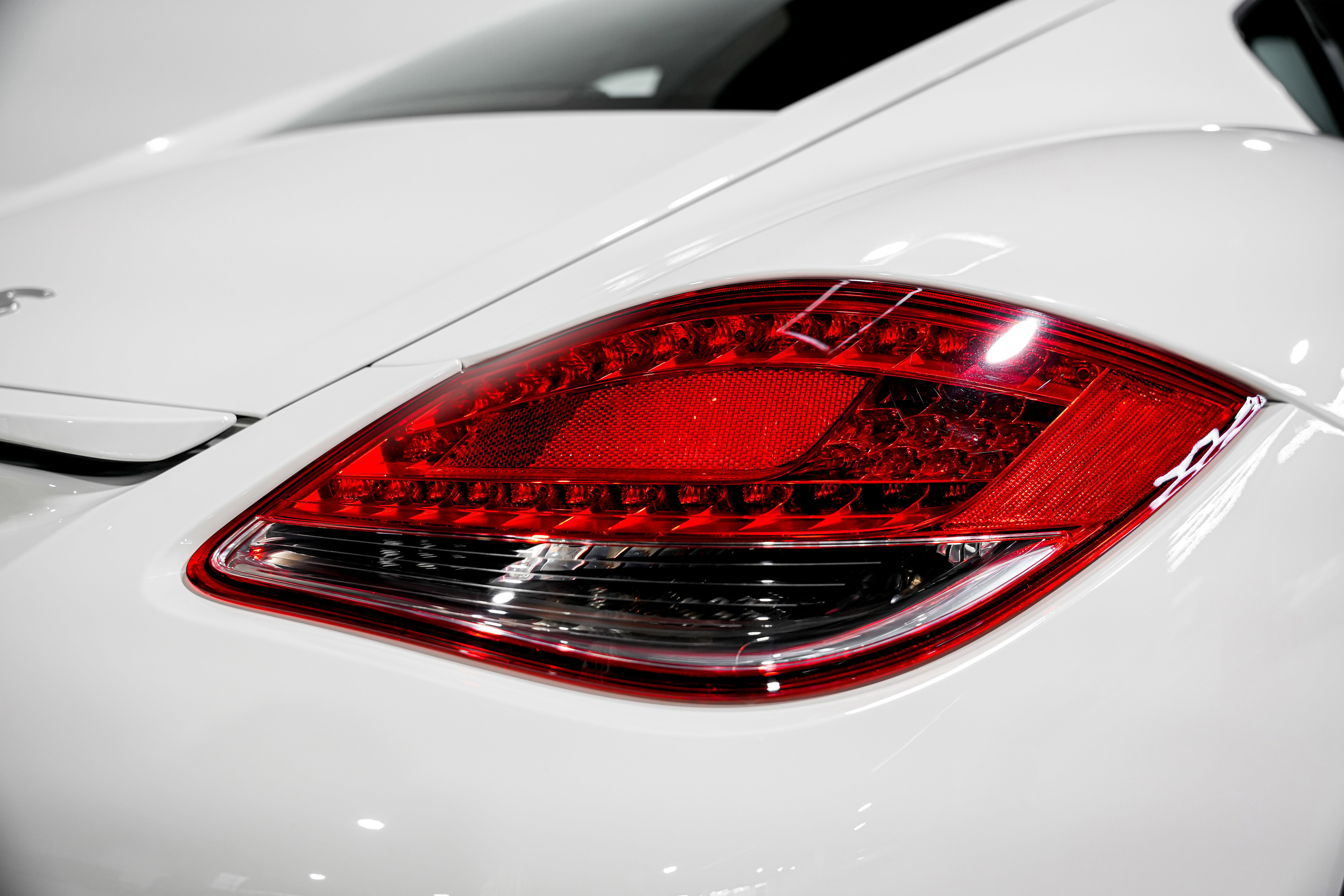 Used 2011 Porsche Cayman S image 34