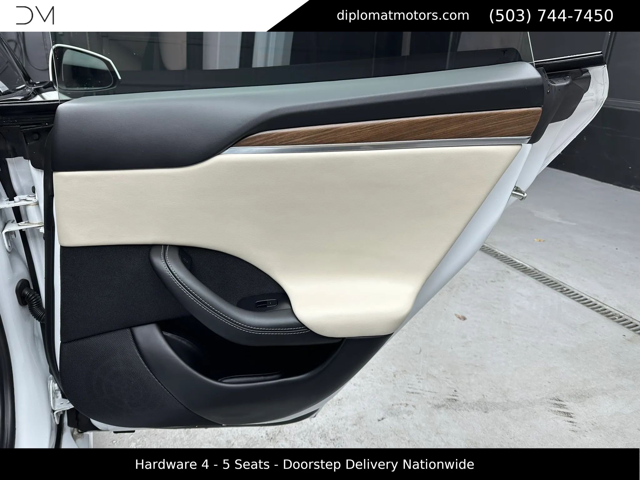 Used 2024 Tesla Model S image 27