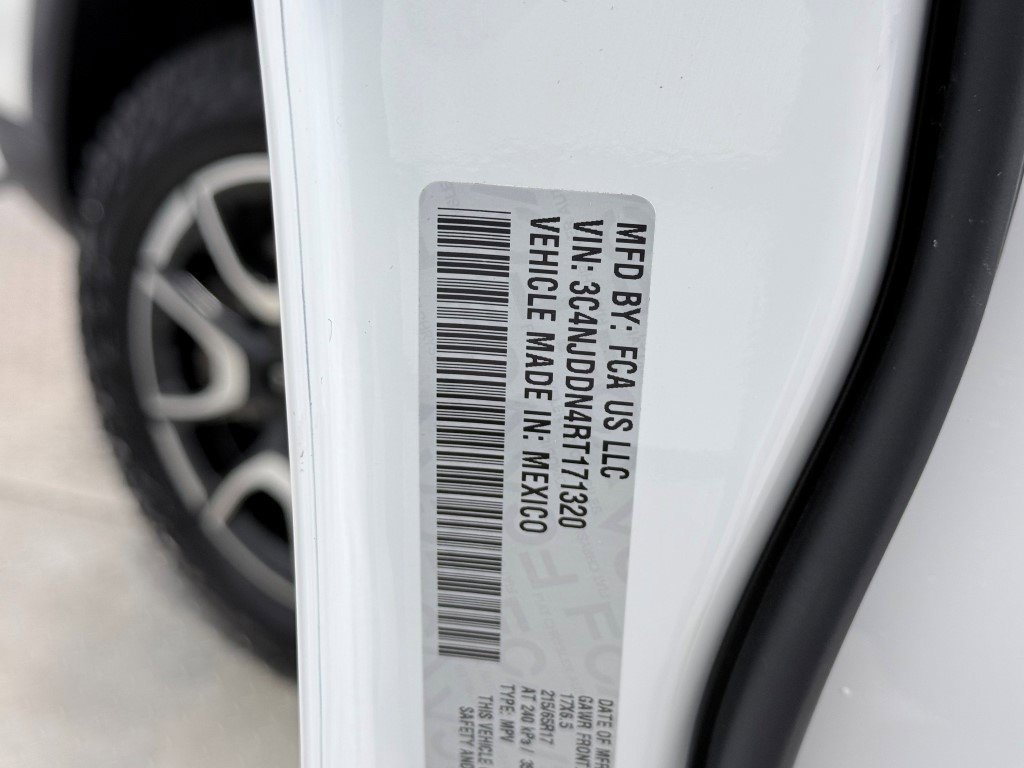 Used 2024 Jeep Compass Trailhawk image 39