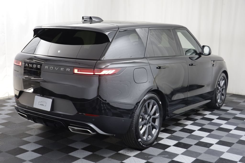 Certified 2026 Land Rover Range Rover Sport SE AWD/4WD image 19