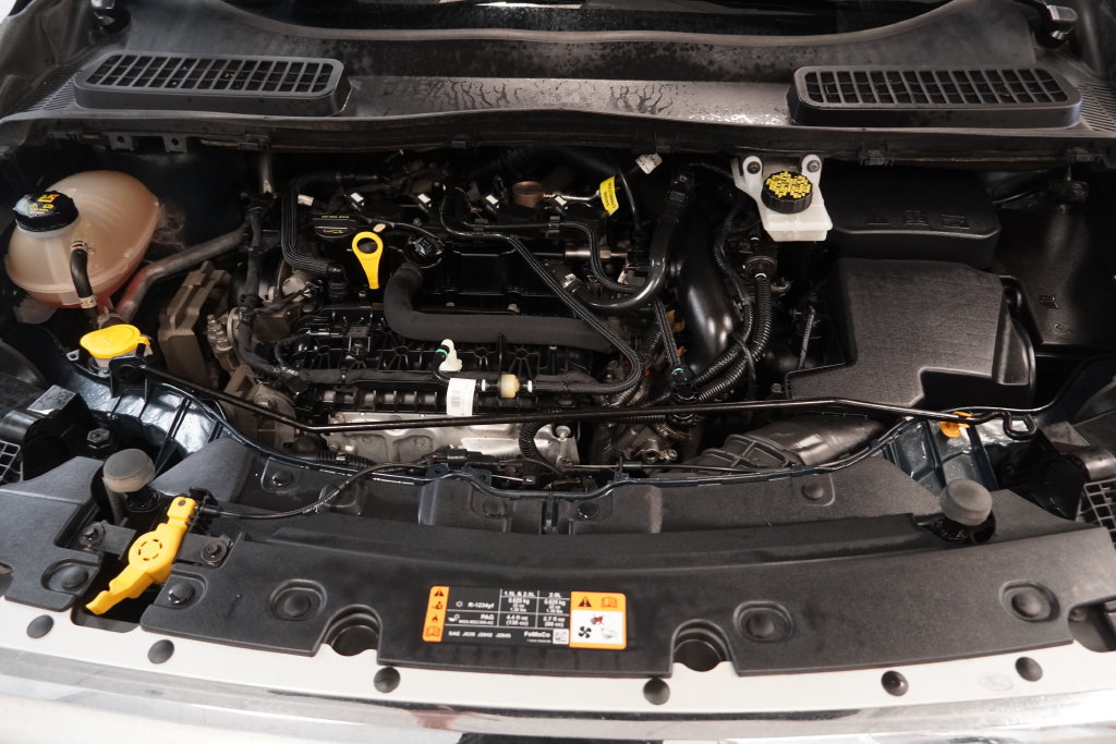Used 2019 Ford Escape SE AWD/4WD image 40