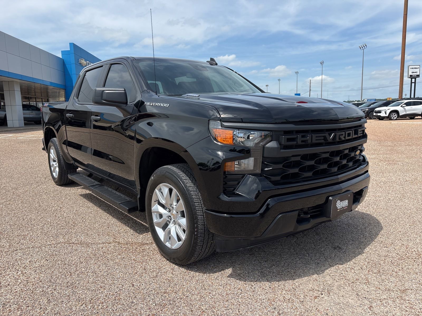 Used 2024 Chevrolet Silverado 1500 Custom AWD/4WD image 8