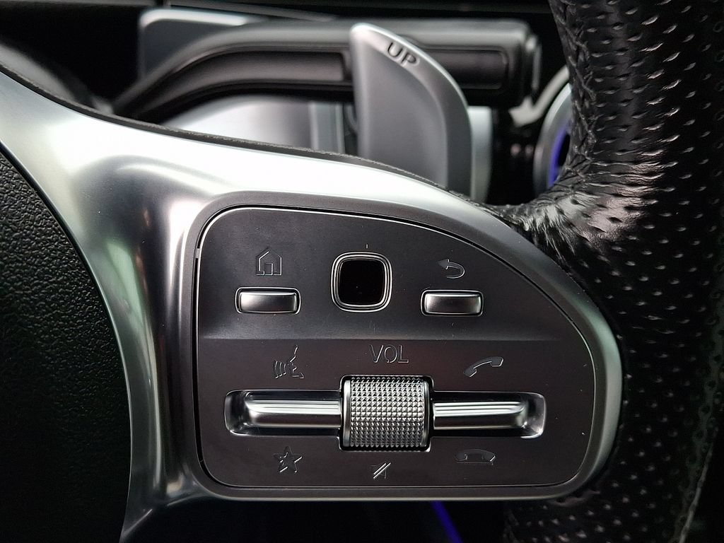 Used 2022 Mercedes-Benz GLB 35 AMG 4MATIC image 25