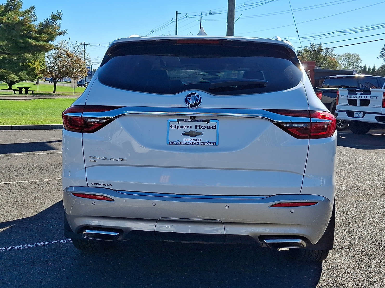 Used 2021 Buick Enclave Premium w/ Experience Buick Package AWD/4WD image 5