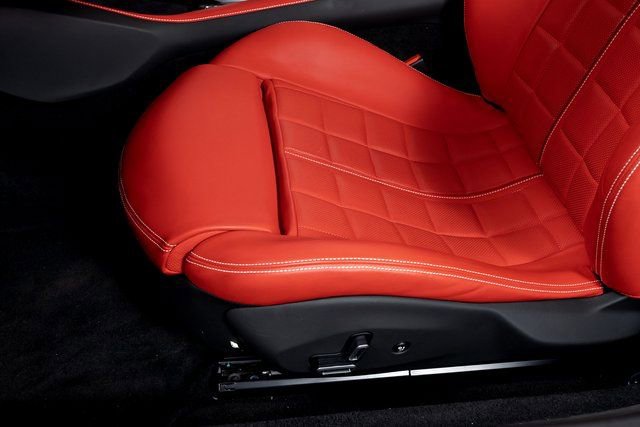 Certified 2019 Ferrari Portofino image 21