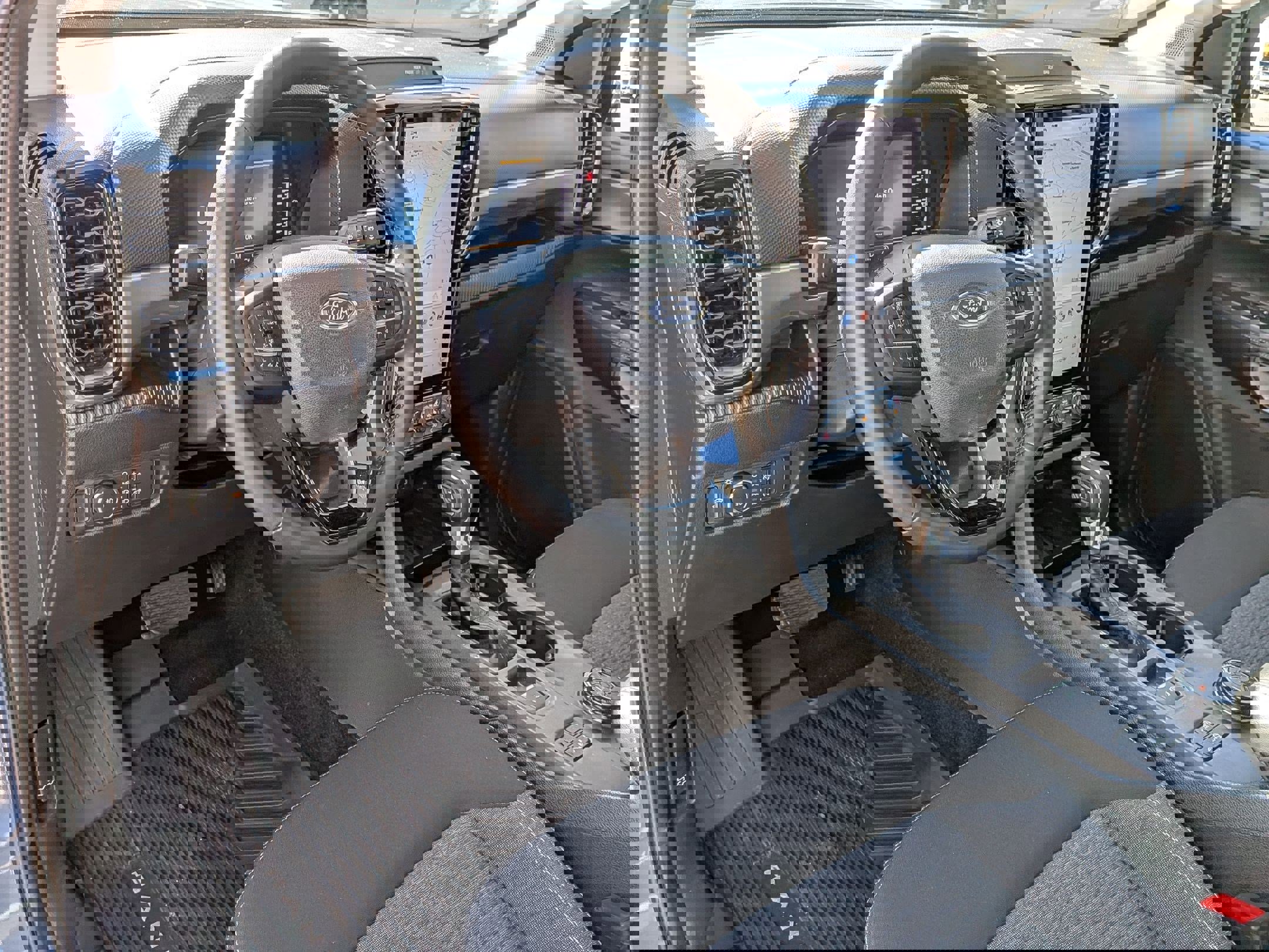 Used 2024 Ford Ranger XLT w/ FX4 Off-Road Package image 17