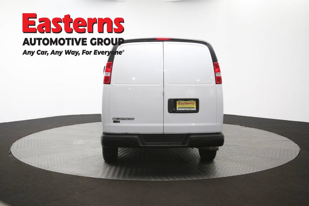 Used 2021 Chevrolet Express 2500 w/ Driver Convenience Package RWD image 35