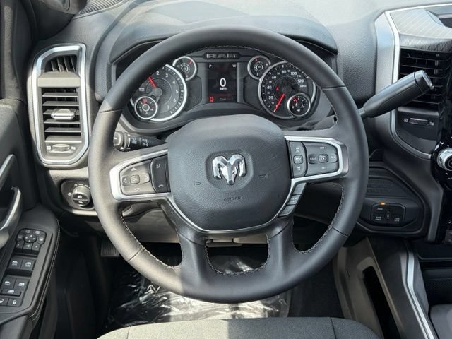 New 2026 RAM 2500 Big Horn AWD/4WD image 38