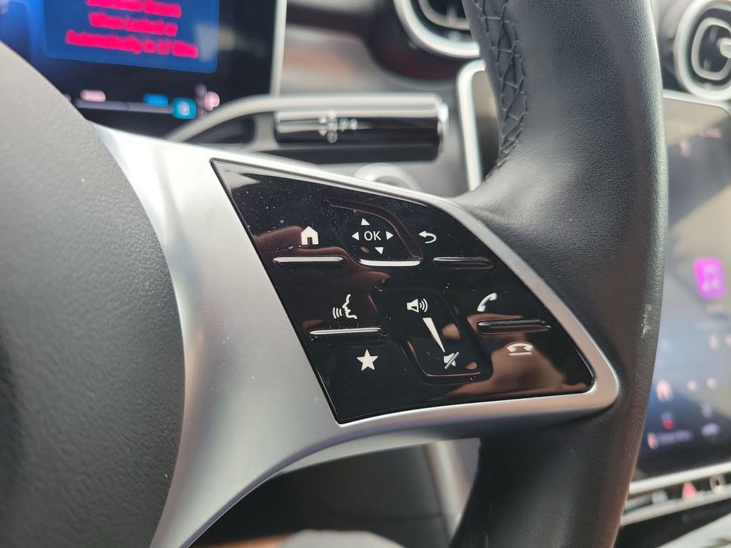 Used 2025 Mercedes-Benz C 300 4MATIC Sedan image 23