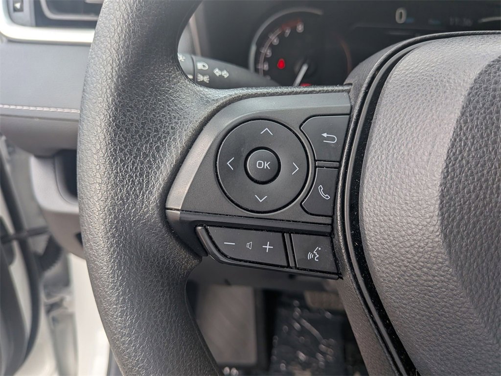 Used 2025 Toyota RAV4 LE image 22