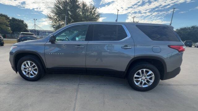 Used 2020 Chevrolet Traverse LS w/ LPO, Floor Liner Package FWD image 5