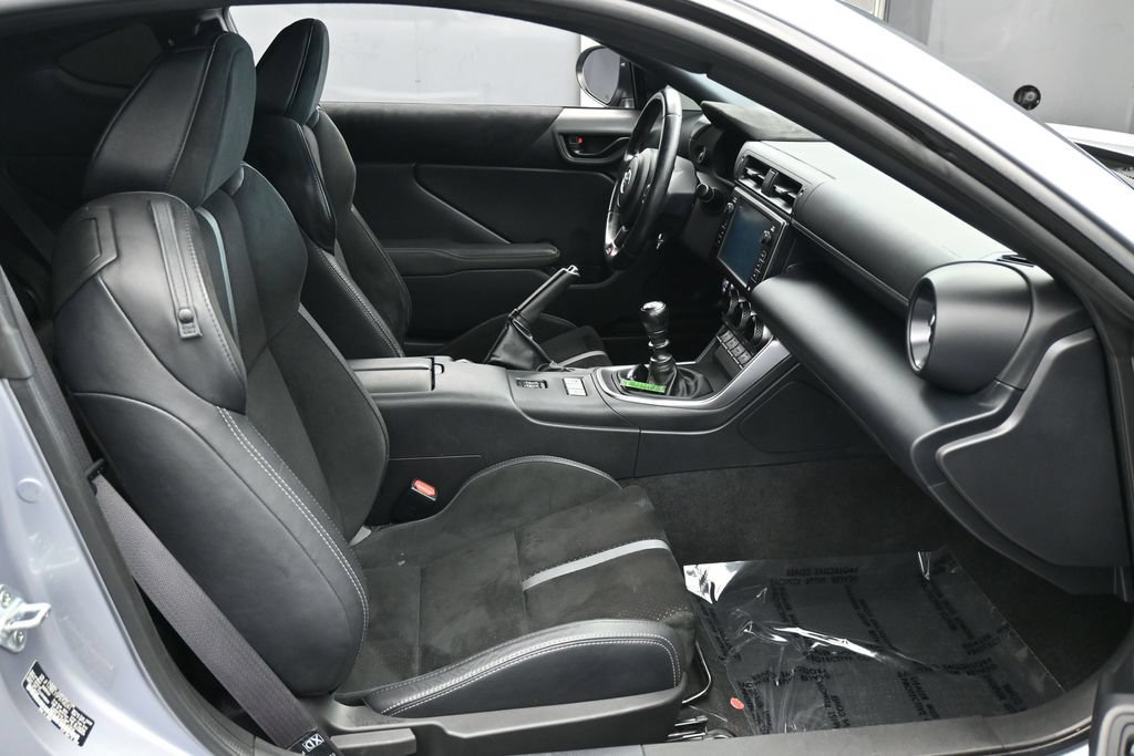 Used 2023 Toyota GR86 Premium RWD image 34