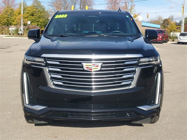 Used 2023 Cadillac Escalade Premium Luxury Platinum image 2