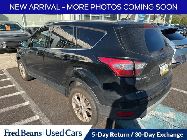 Used 2017 Ford Escape SE AWD/4WD image 7