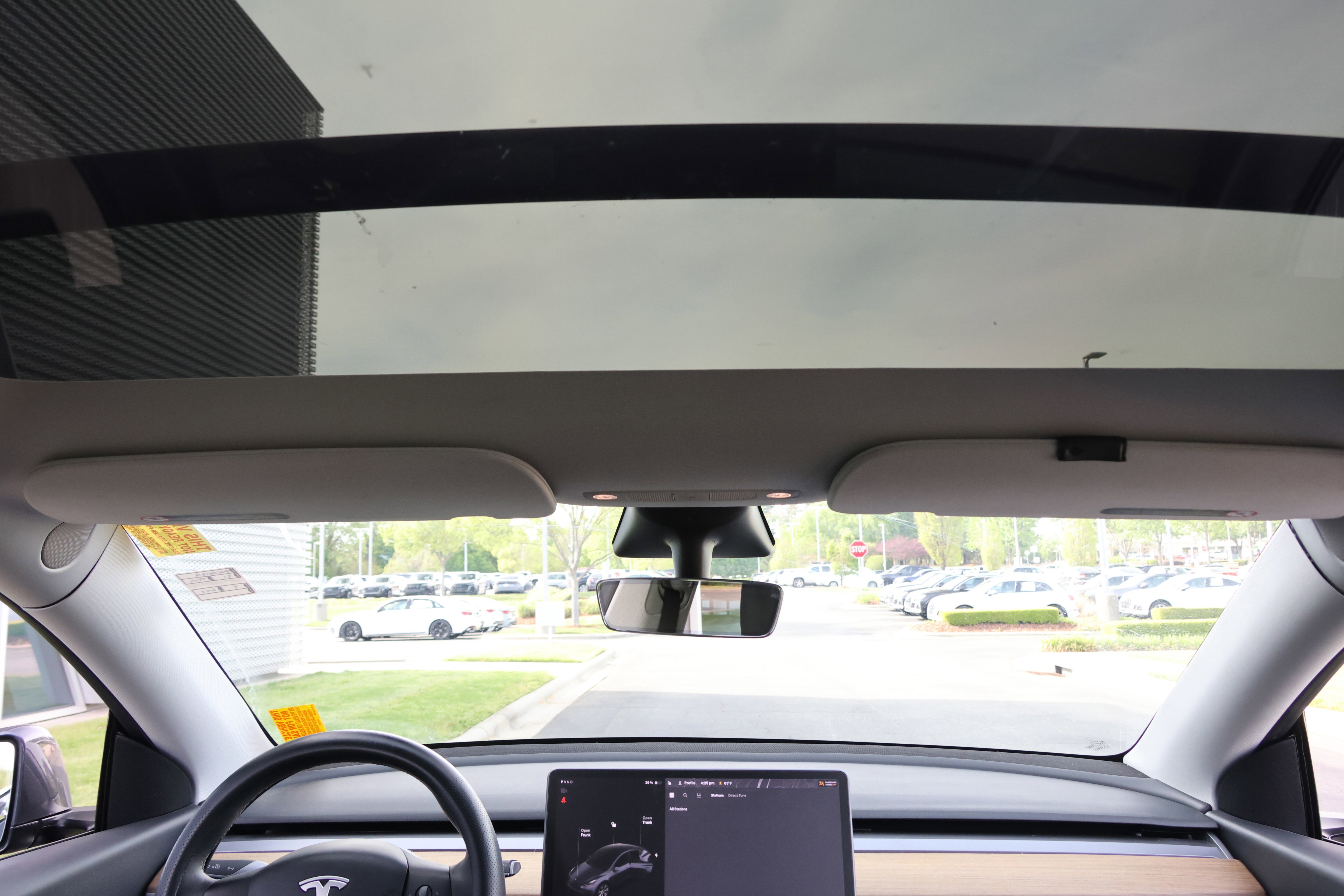 Used 2021 Tesla Model Y Long Range image 26