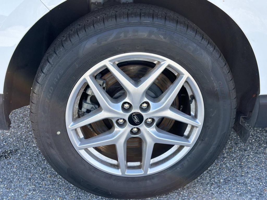 Certified 2024 Ford Edge SEL AWD/4WD image 10