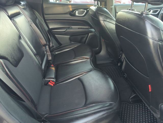 Used 2023 Jeep Compass Trailhawk image 24