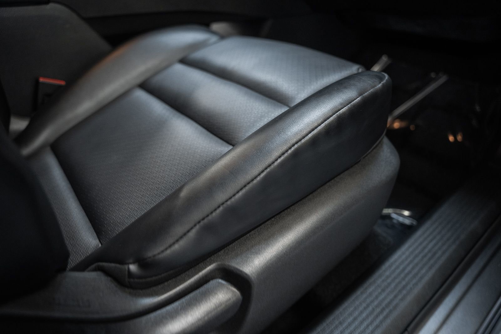 Used 2021 Nissan Rogue SV w/ Premium Package image 38