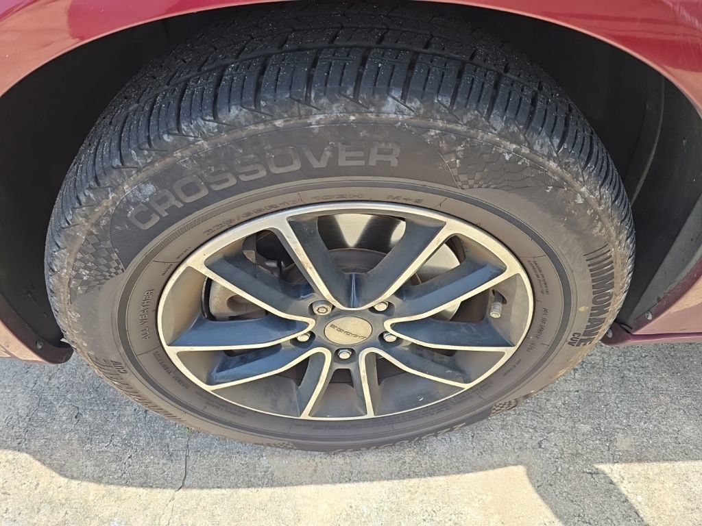 Used 2019 Dodge Grand Caravan SE FWD image 2