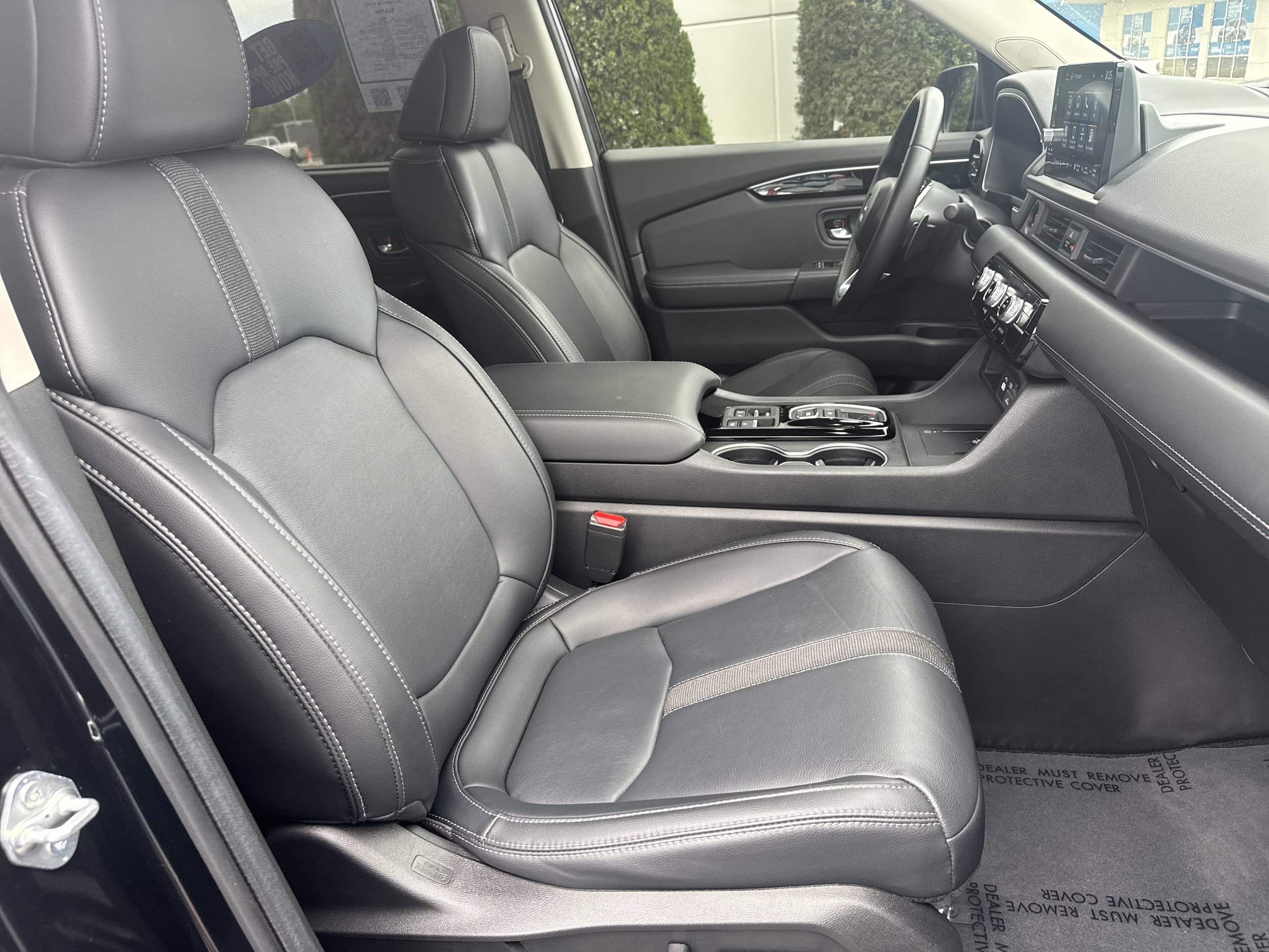 Used 2024 Honda Pilot Touring image 18