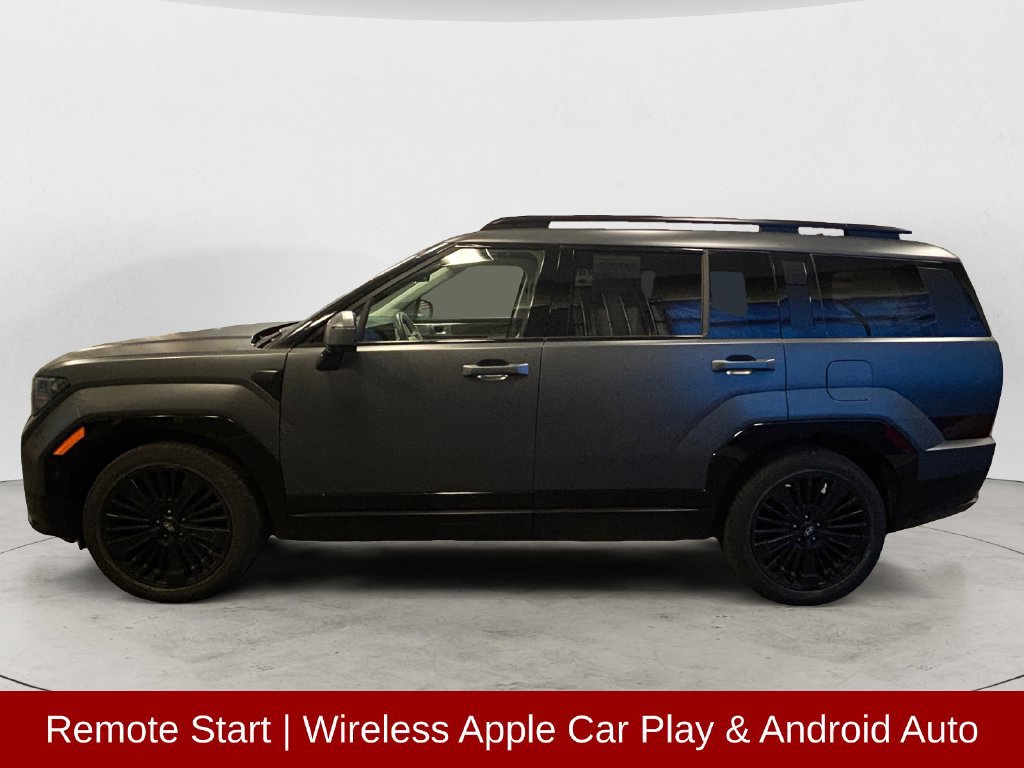 Used 2025 Hyundai Santa Fe Calligraphy AWD/4WD image 2