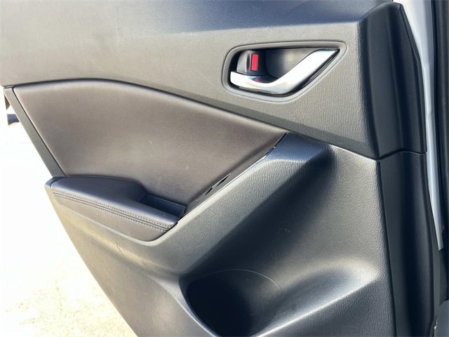 Used 2018 MAZDA MAZDA3 Touring image 17