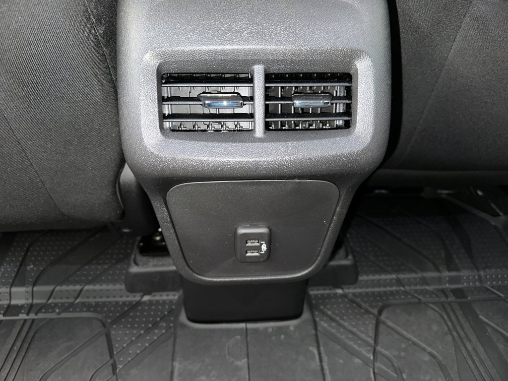 Used 2024 Chevrolet Equinox LT w/ LPO, Floor Liner Package image 20