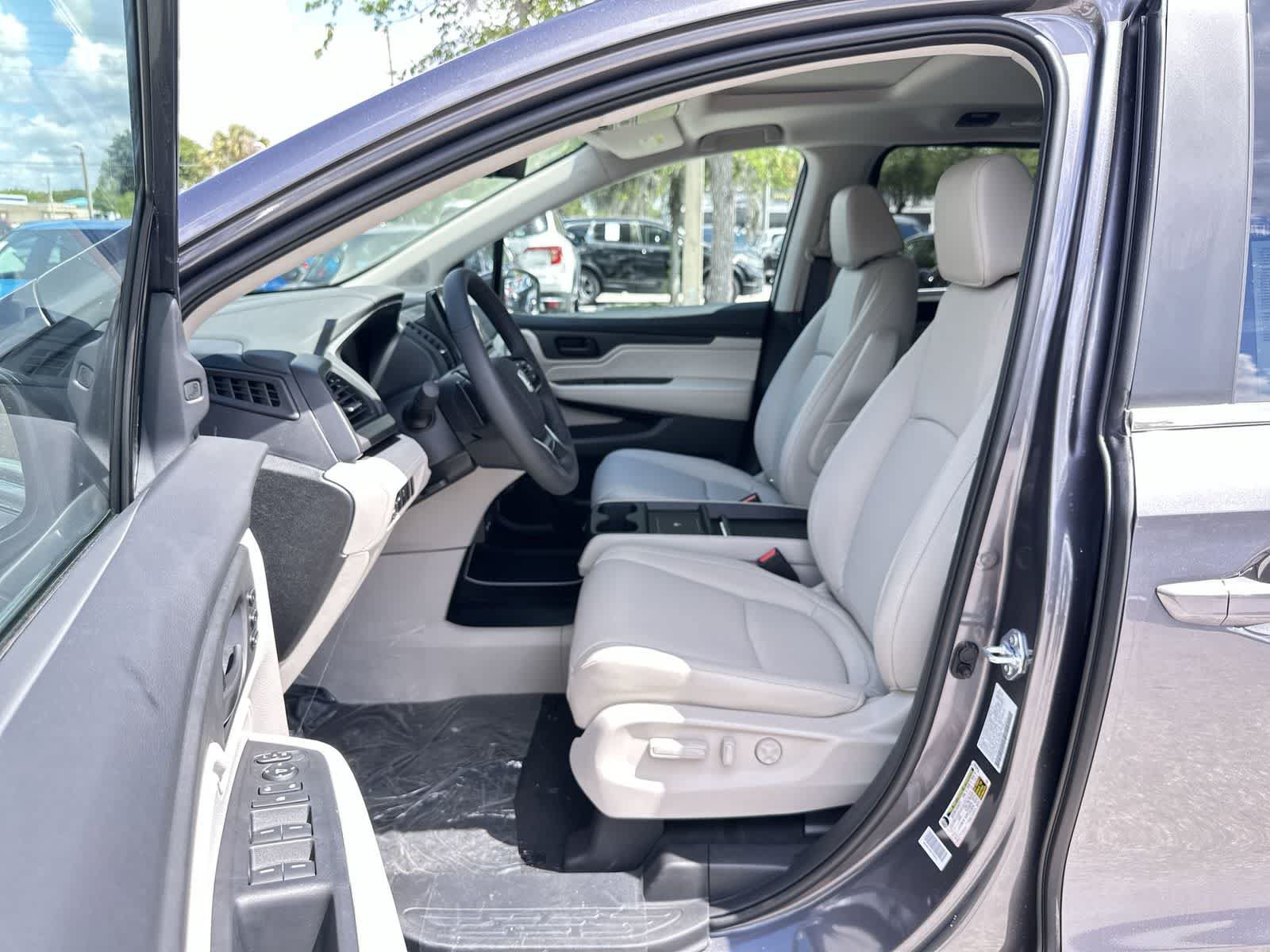 New 2026 Honda Odyssey EX-L image 2