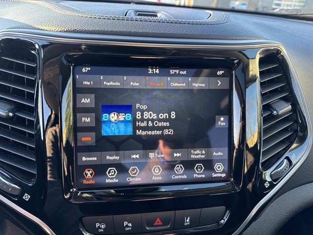 Used 2021 Jeep Cherokee Limited w/ Mopar Interior Package image 13