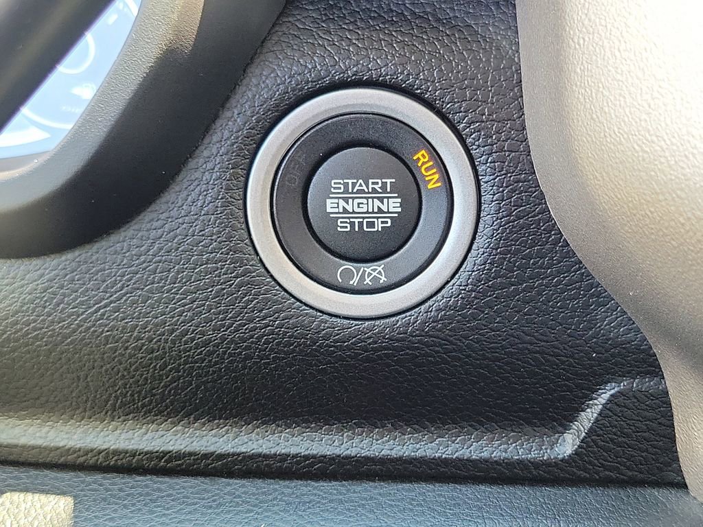 Used 2024 RAM 2500 Laramie image 12