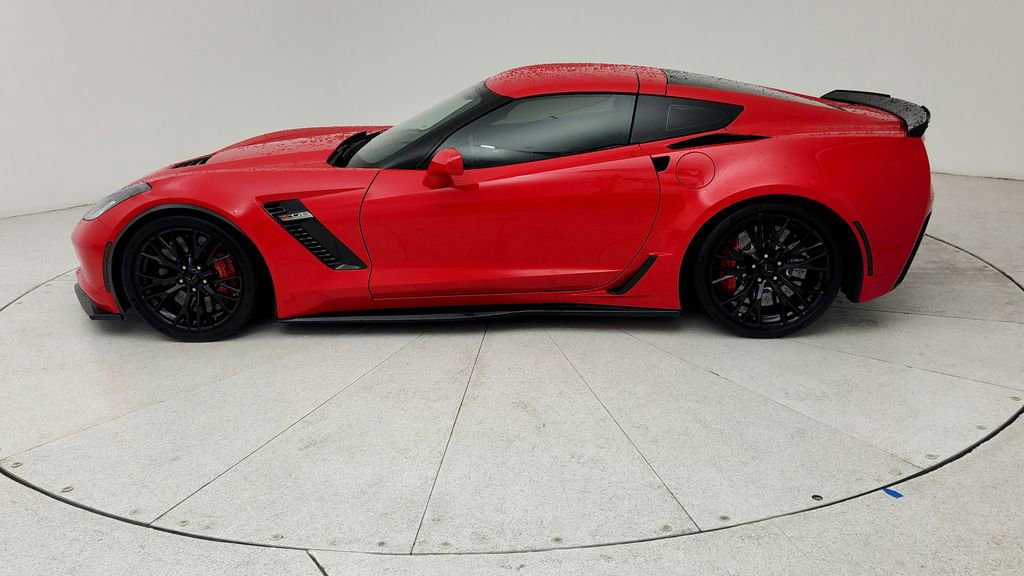 Used 2017 Chevrolet Corvette Z06 RWD image 5