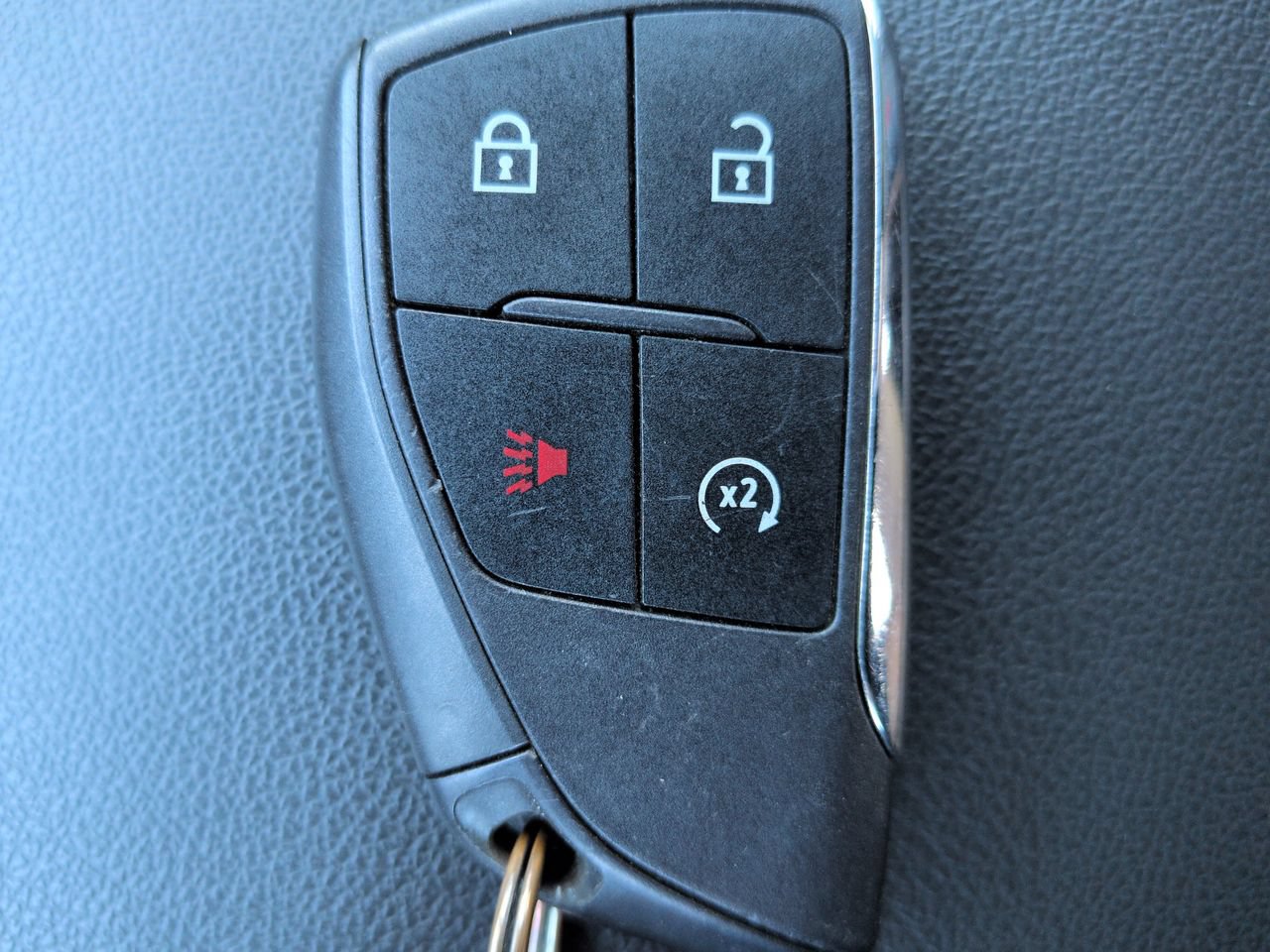 Used 2024 GMC Canyon AT4 AWD/4WD image 32
