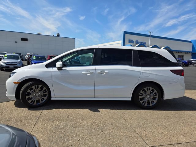 Certified 2026 Honda Odyssey Touring image 7