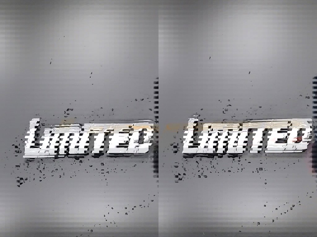 Used 2017 Toyota 4Runner Limited image 10