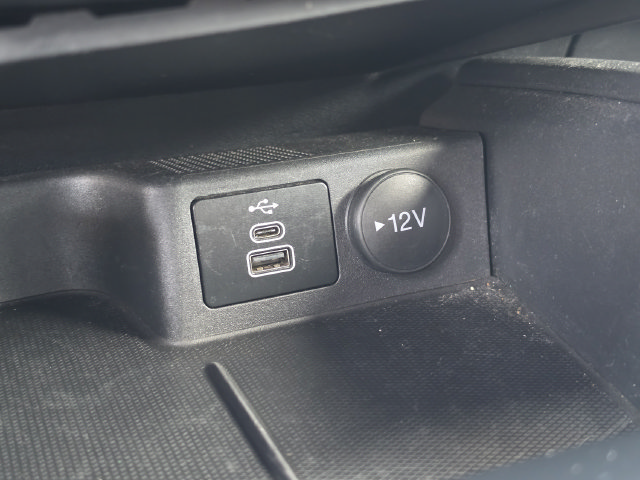 Used 2024 Ford Escape ST-Line FWD image 34