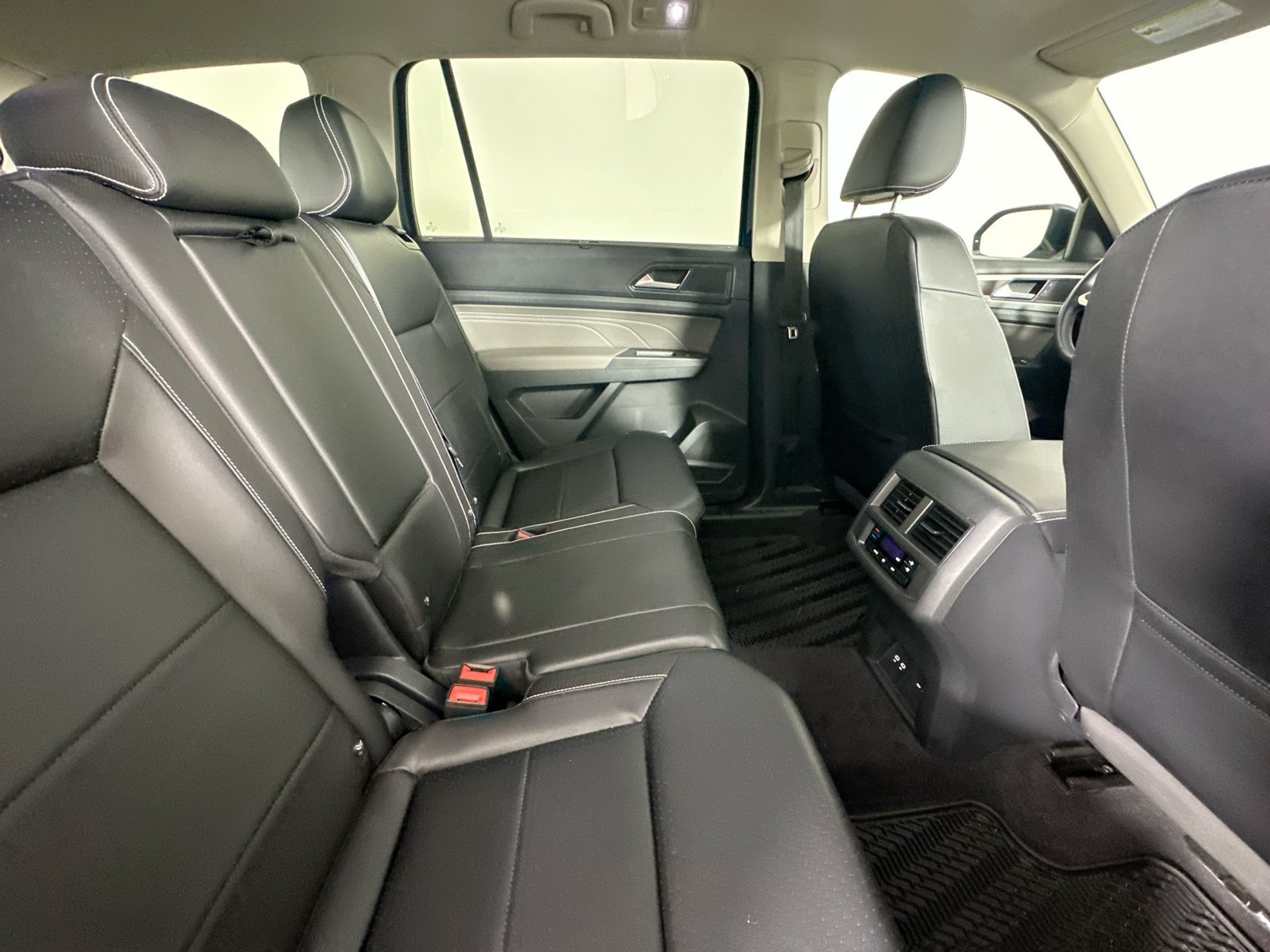 Used 2022 Volkswagen Atlas SE FWD image 42