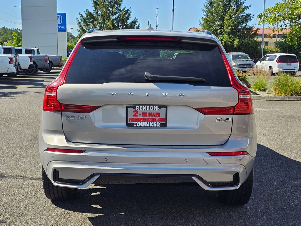 Used 2023 Volvo XC60 B5 Plus w/ Climate Package AWD/4WD image 6