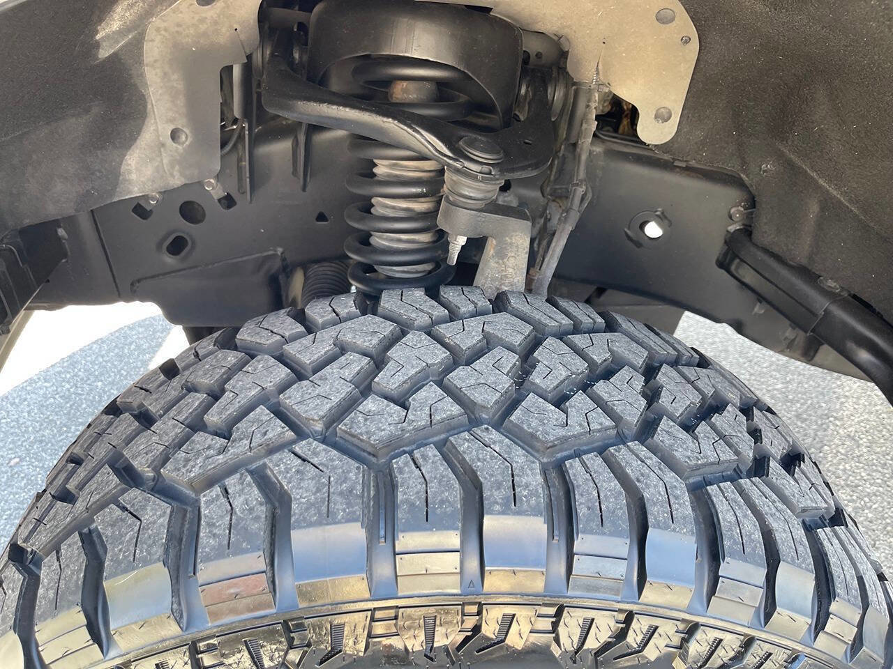 Used 2016 Ford F150 Limited w/ Trailer Tow Package image 18